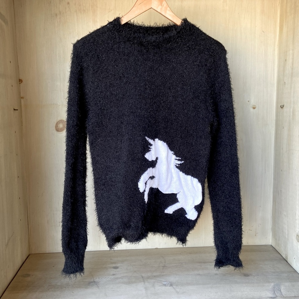 JOE BOXER Black & white fuzzy unicorn sweater NWOT